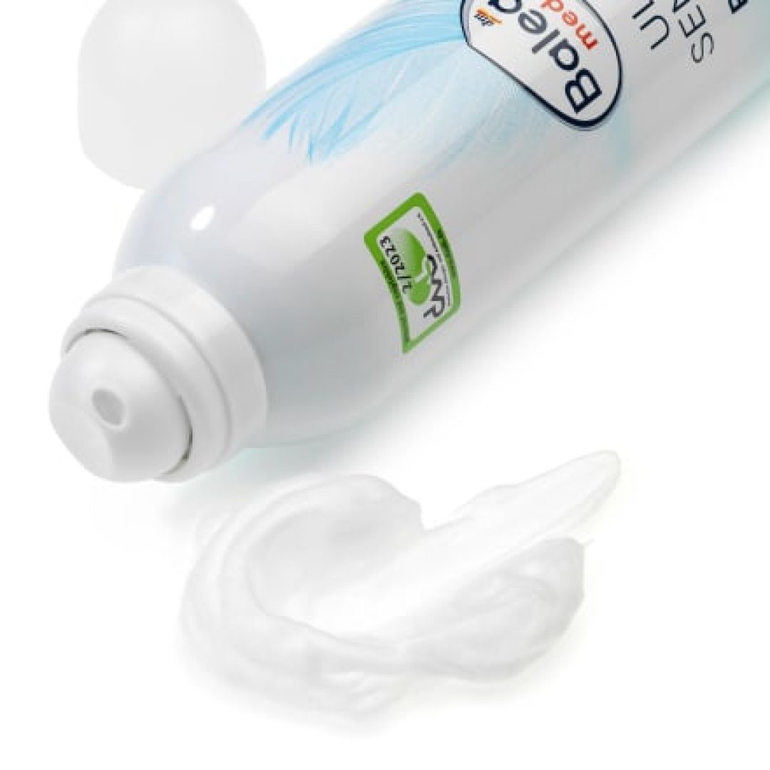 Жіночий гель для гоління Balea Med Ultra Sensitive для чутливої шкіри, 200 мл