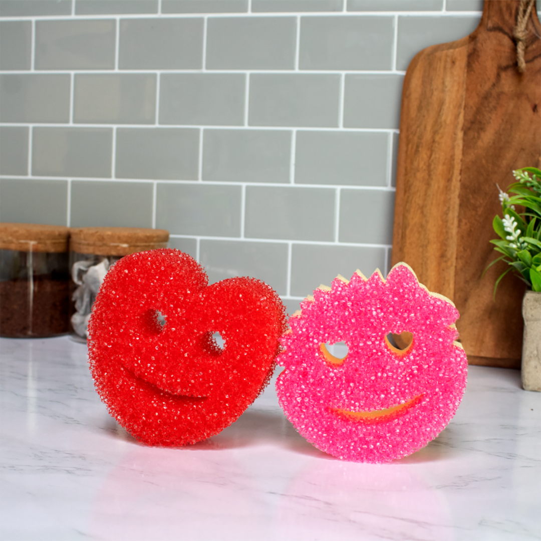 Губка для чищення сердечко Scrub Daddy Special Edition Heart, 1 шт