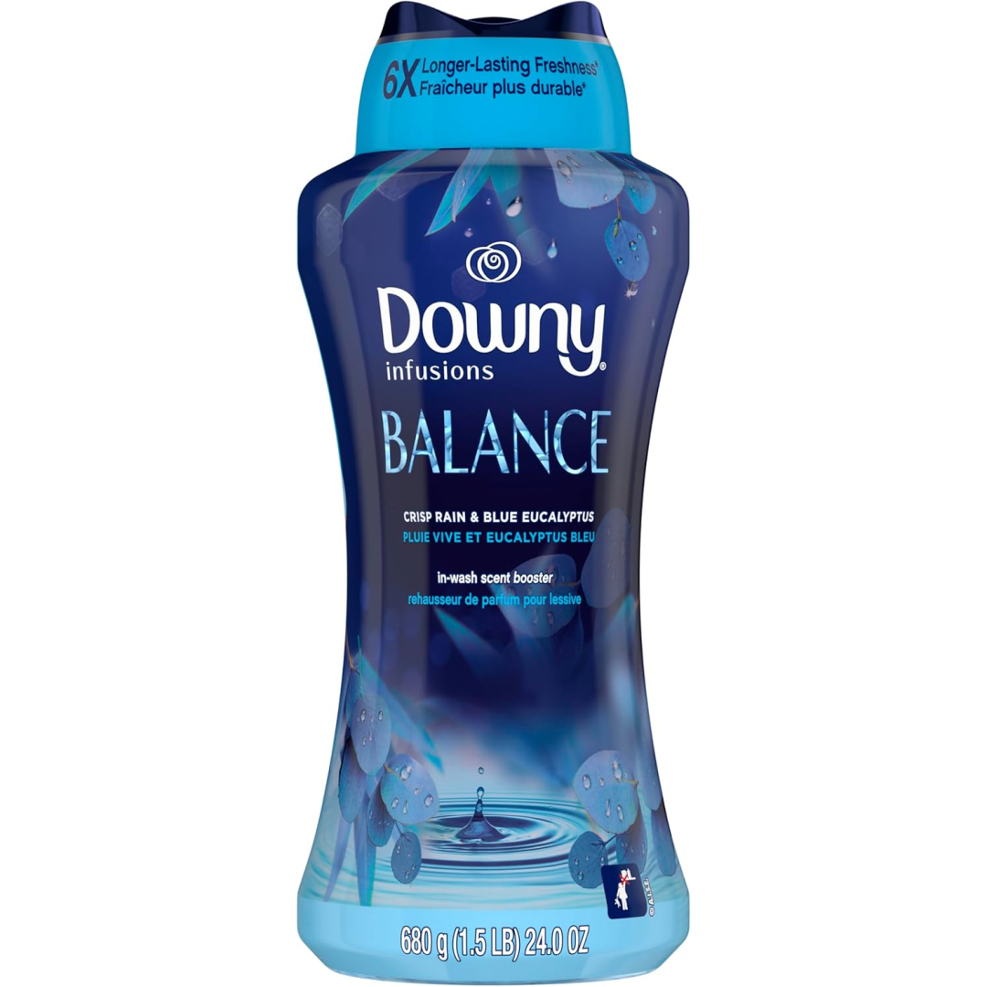Гранульований кондиціонер з ароматом дощу та блакитного евкаліпту Downy BALANCE Crisp Rain and Blue Eucalyptus, 680 г