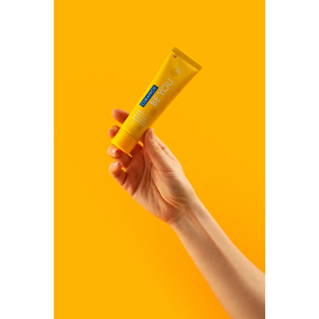 Зубна паста відбілювальна Curaprox Be You зі смаком грейпфрута та бергамота 60 мл