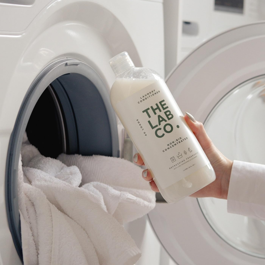 Кондиціонер та пом'якшувач для білизни The Lab Co. Освіжаючий аромат Refreshing Fabric Conditioner (40 прань),  1 л