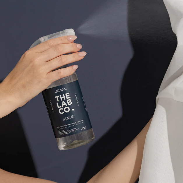 Освіжувач для тканин The Lab Co. Relaxing Fabric & Room Spray Розслаблюючий ароматат, 500 мл