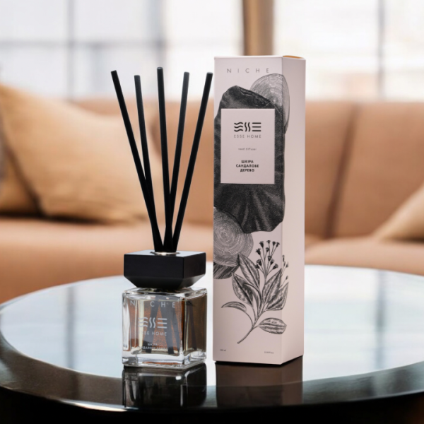 Аромадифузор Esse Home Niche Шкіра та сандалове дерево, 100 мл