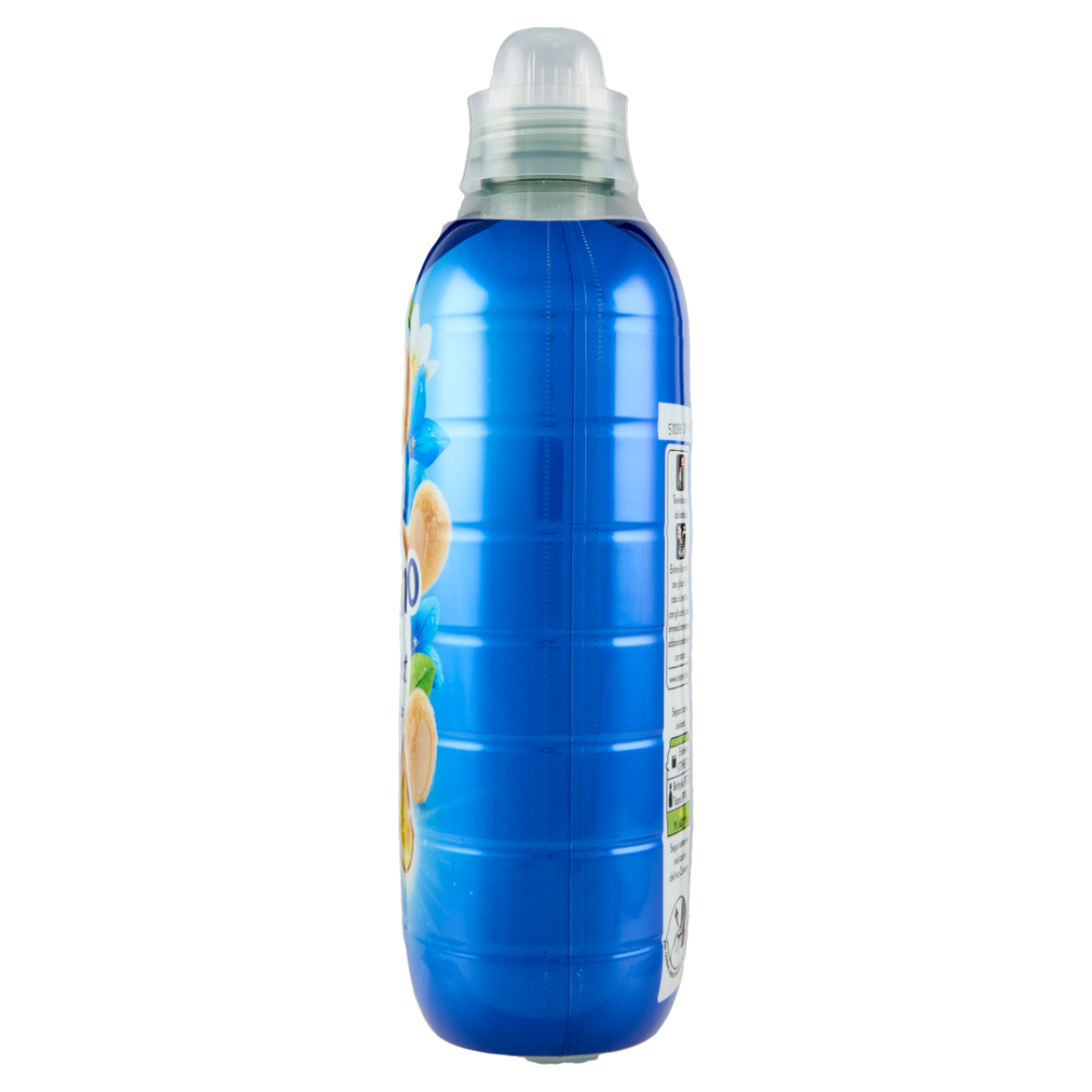 Кондиціонер для прання концентрат COCCOLINO Fresh&Protect Campanula Selvatica & Bergamotto 76 прань, 1750 мл