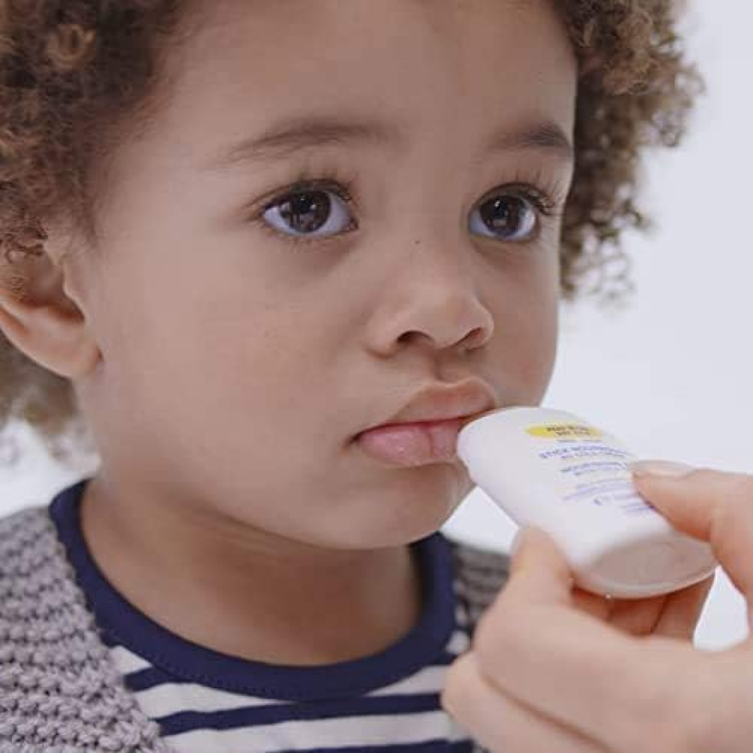 Стік захисний засіб від вітру та холоду Mustela Nourishing Cold Cream Stick 9,2 г