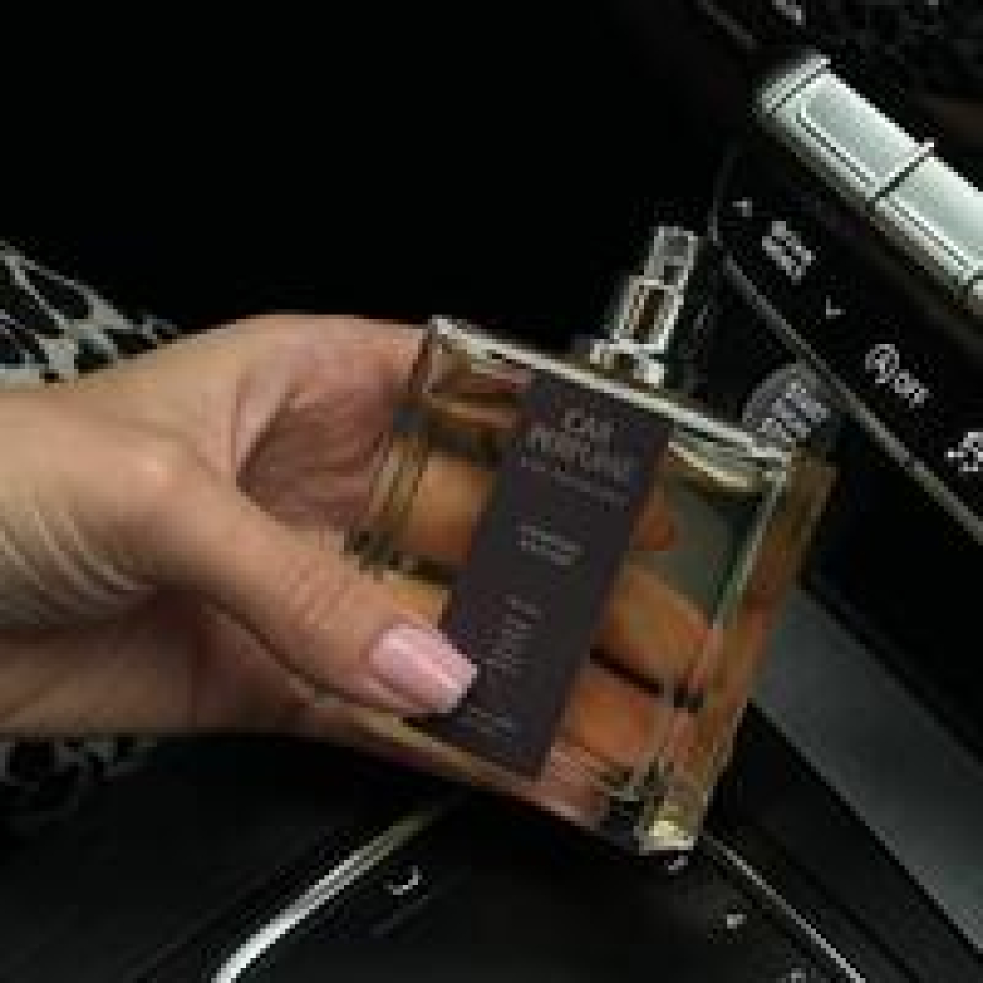 Парфум в авто ESSE Ванільне дерево CAR PERFUME, 60мл